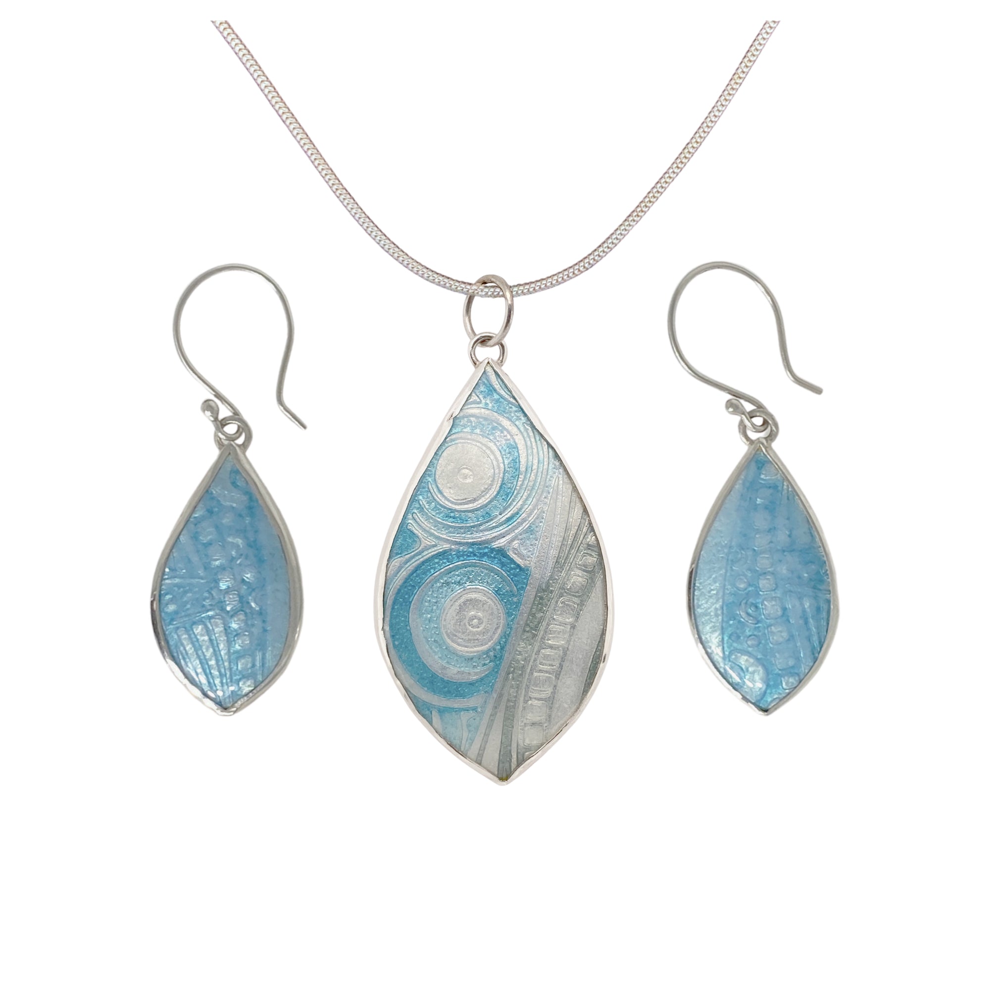 Camille Patton Pearly Blue Cosmos Jewelry Set S01