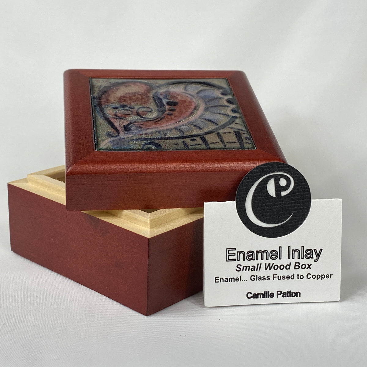 Camille Patton Abstract Heart Vitreous Enamel Inlay in lid of wooden box
