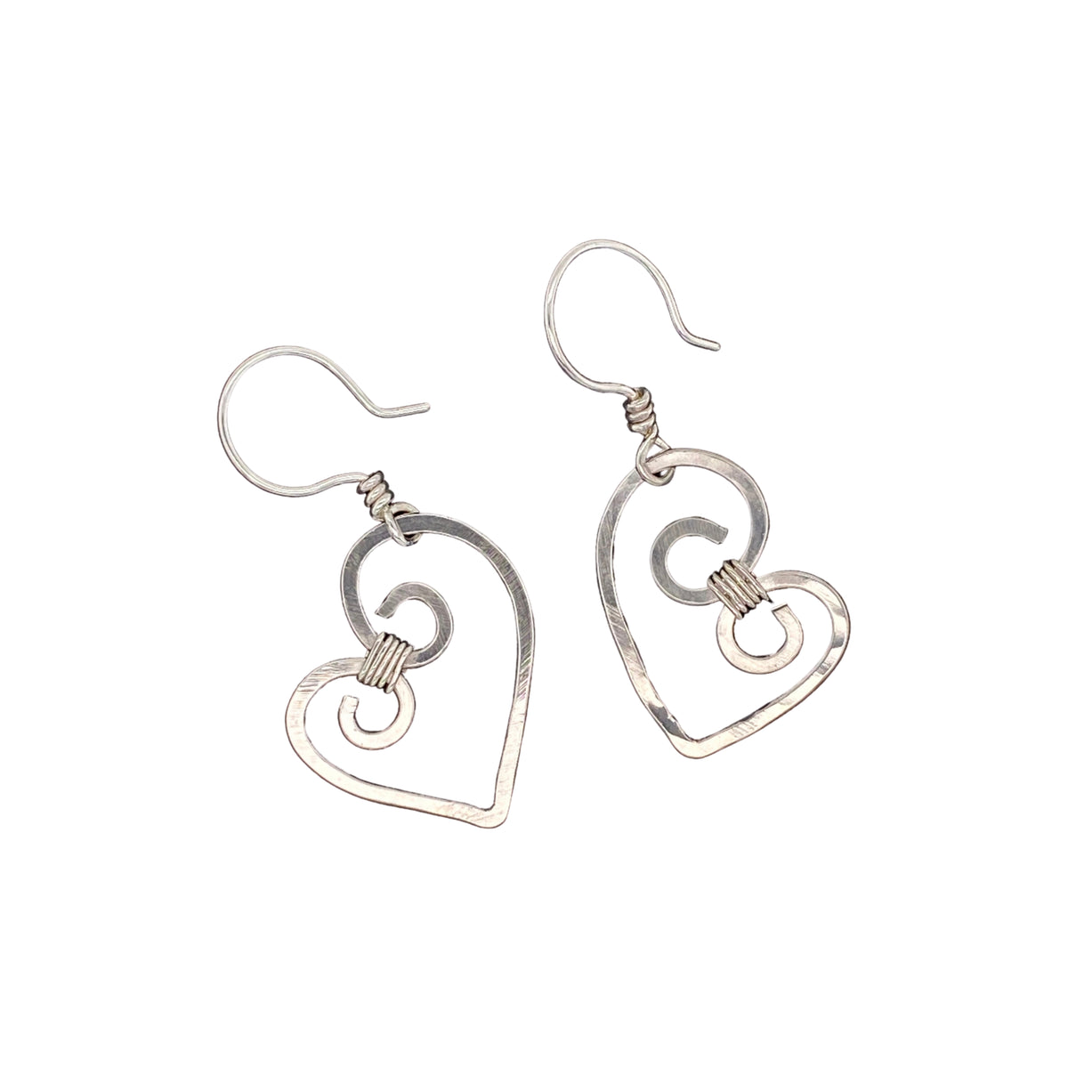 Camille Patton Hammered Hearts Wire Jewelry Earrings S06