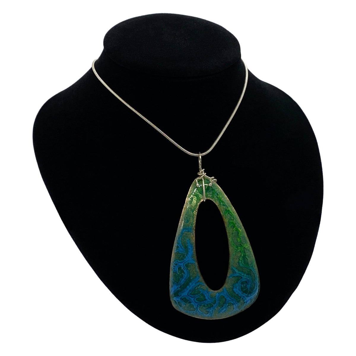 Camille Patton Meandering Water Head Over Heels Jewelry Necklace S04