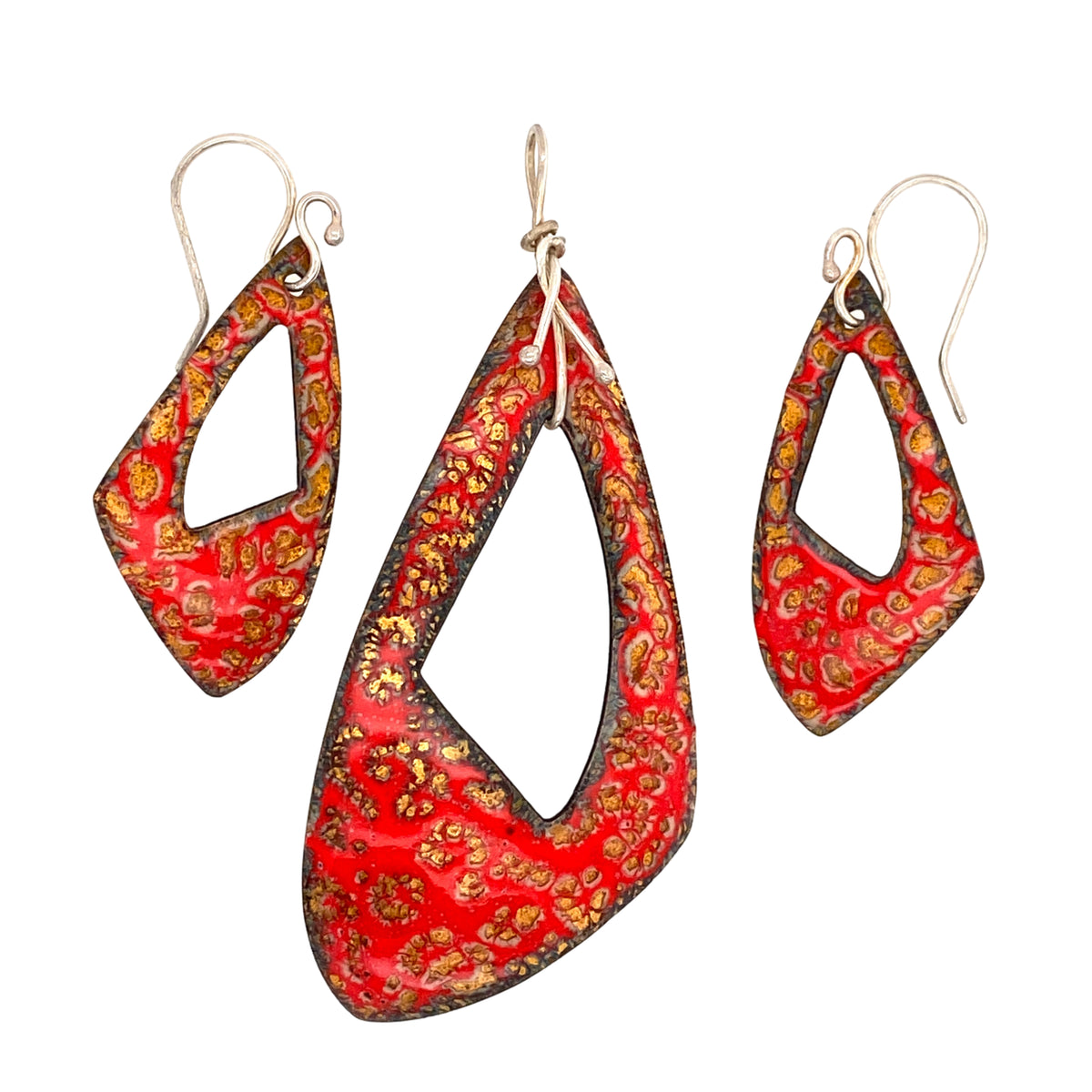 Camille Patton Tango Head Over Heels Jewelry Set S03